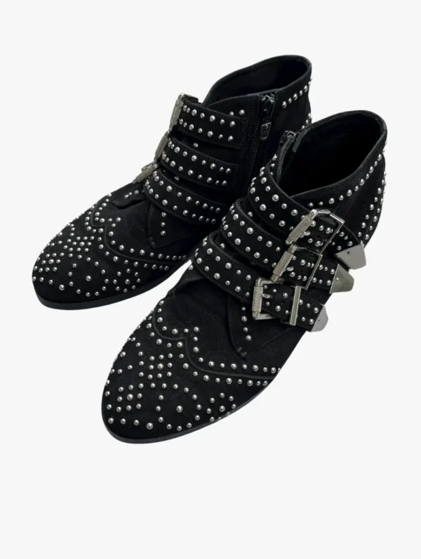 takahiromiyashita the soloist. thesoloist s s2021 gem embellished suede boots 1