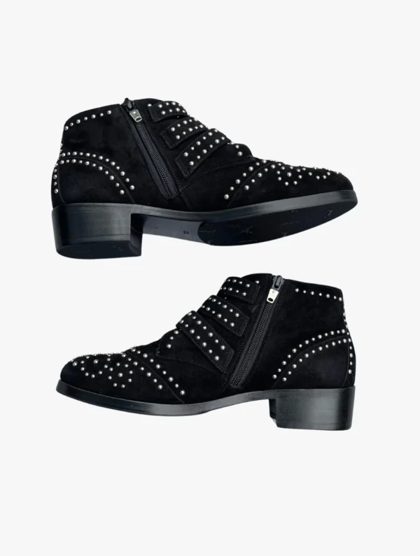 takahiromiyashita the soloist. thesoloist s s2021 gem embellished suede boots 13